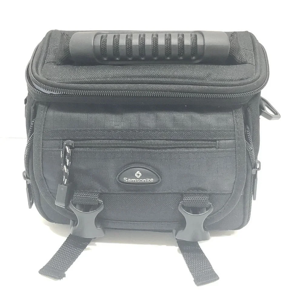 NWOT Samsonite Black Camera Case Bag Padded 5 Pockets 8 x 5 x 5.5‎ Straps